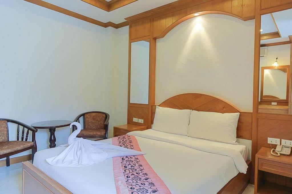 Magnific Patong Hotel Eksteriør billede