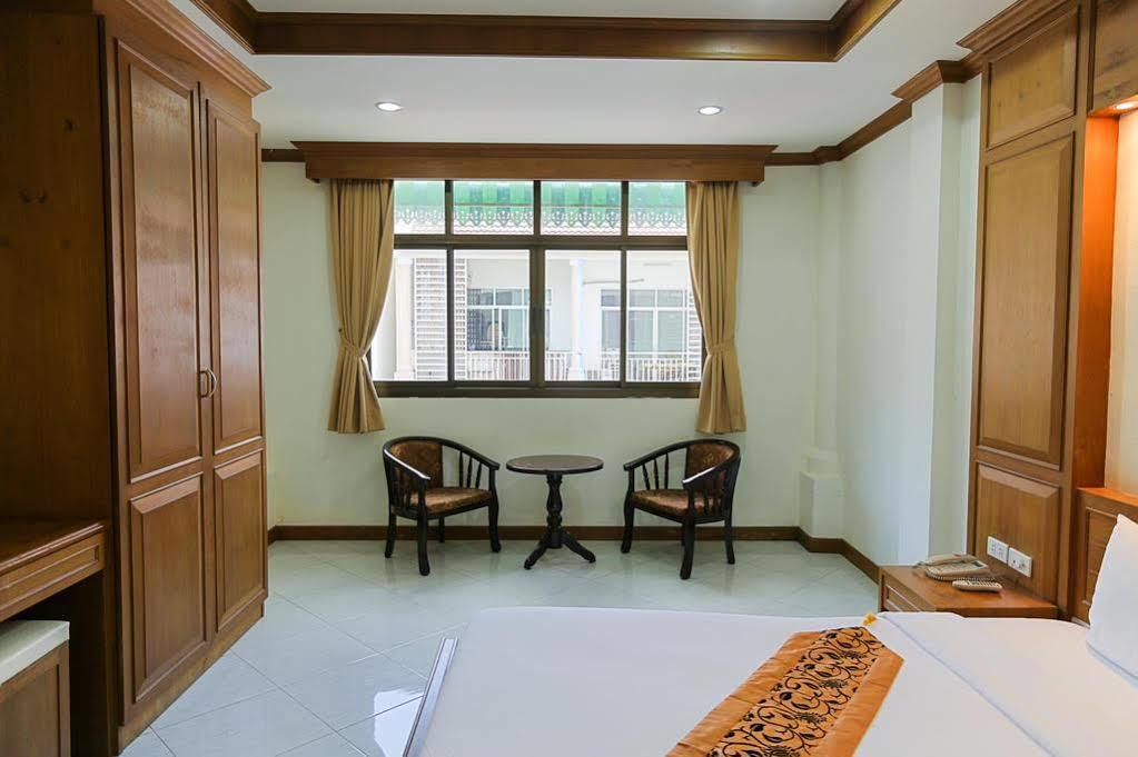 Magnific Patong Hotel Eksteriør billede