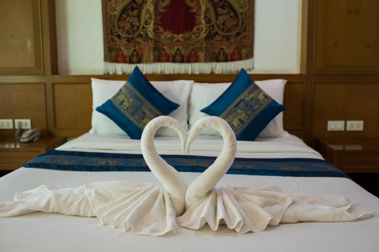 Magnific Patong Hotel Eksteriør billede